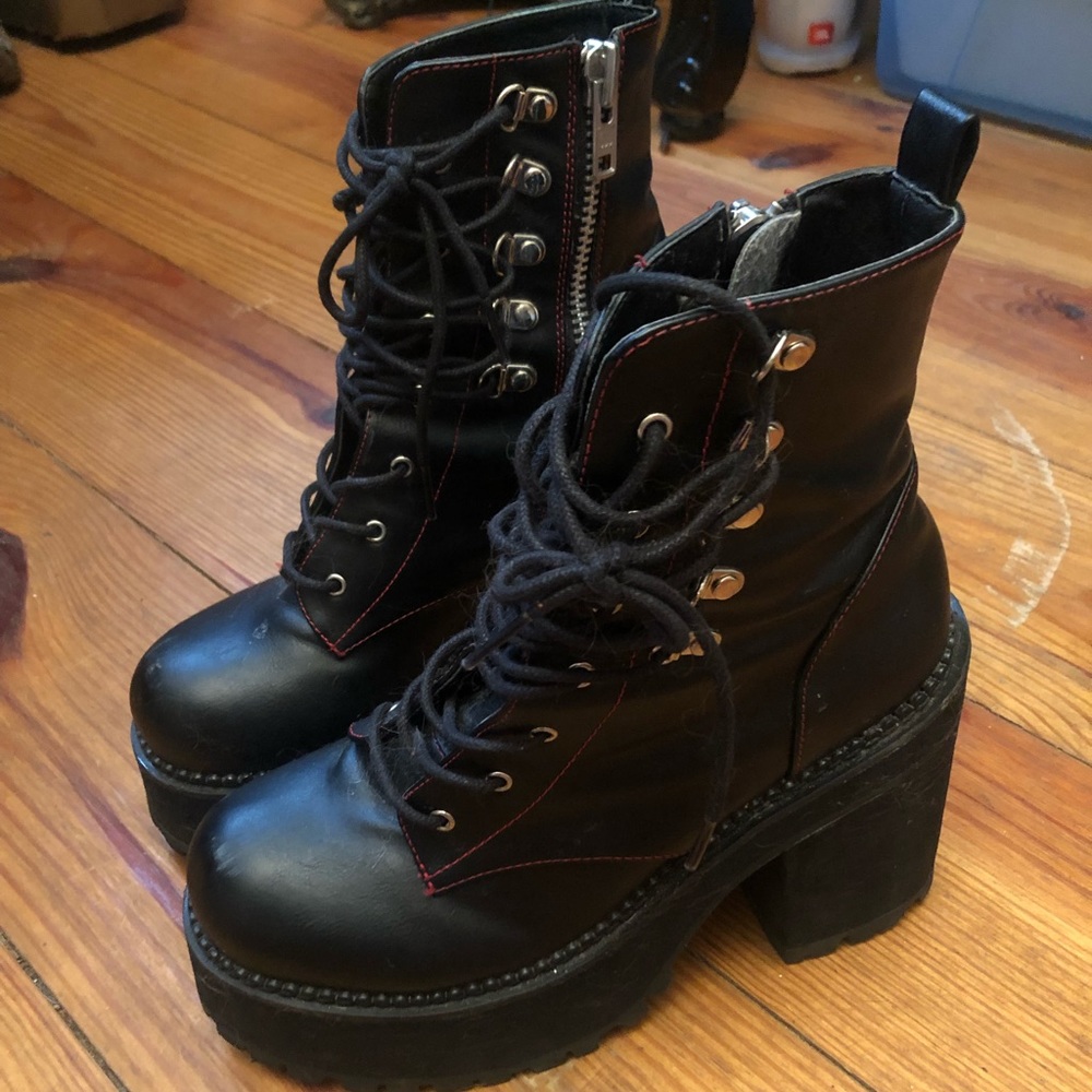 Demonia black platforms